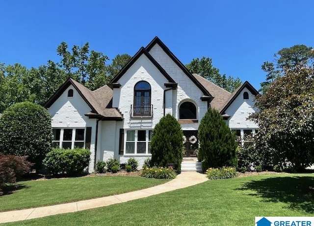 Property at 137 Red Bay Dr, Alabaster, AL 35114, 5 beds, 4.5 baths