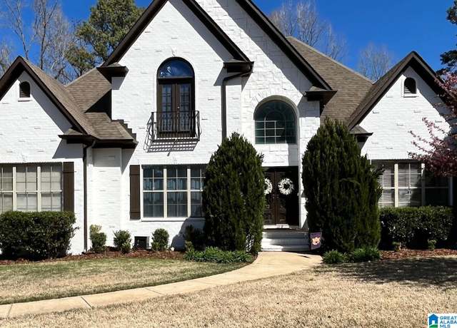 Property at 137 Red Bay Dr, Alabaster, AL 35007, 5 beds, 4.5 baths