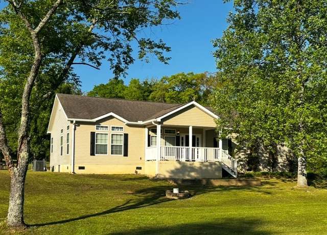 Property at 3835 Mcgowans Ferry Rd, Childersburg, AL 35044, 3 beds, 2 baths