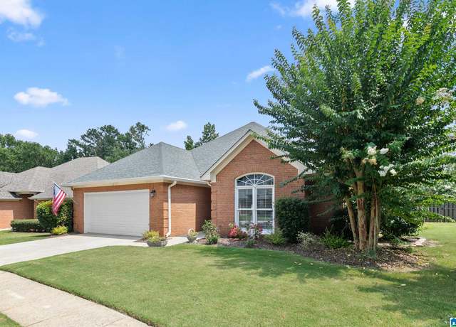 Property at 6567 Mill Creek Cir, Hoover, AL 35242, 3 beds, 2 baths