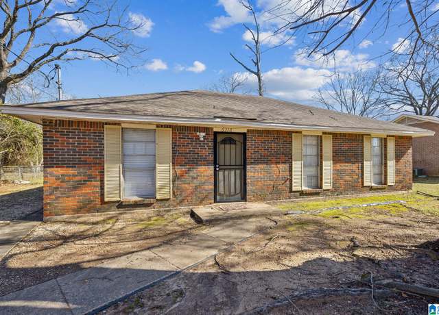 Property at 6316 Pinebrook Dr, Montgomery, AL 36117, 3 beds, 1 bath