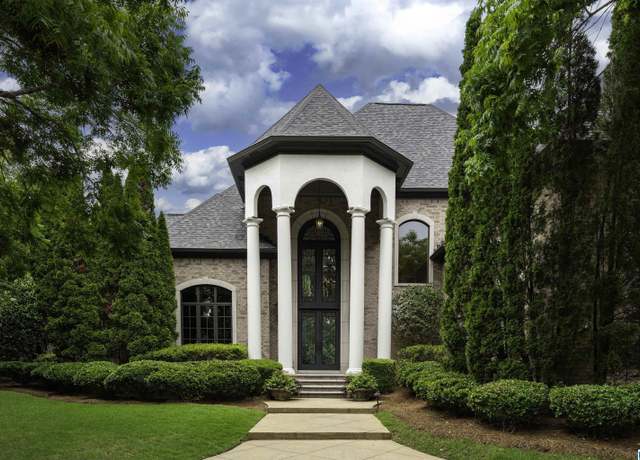 Property at 987 Garland Cv, Hoover, AL 35242, 6 beds, 7 baths