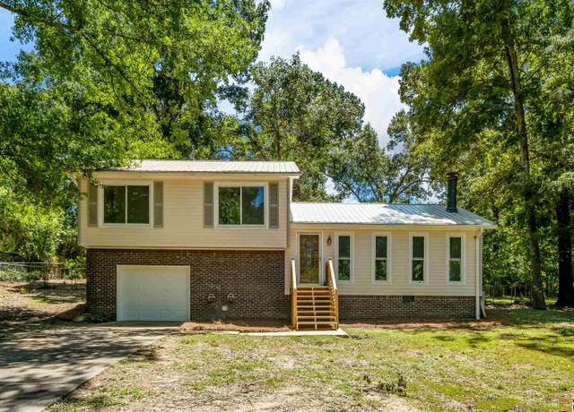 Property at 941 Honeysuckle Ln, Moody, AL 35094, 3 beds, 2 baths