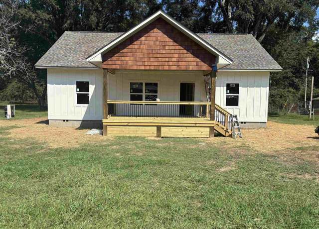 Property at 3408 Vonzel Rd, Sylacauga, AL 35150, 3 beds, 2 baths