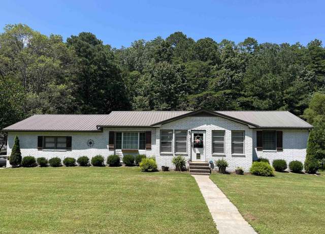 Property at 68 Kennedy Dr, Oneonta, AL 35121, 4 beds, 2 baths
