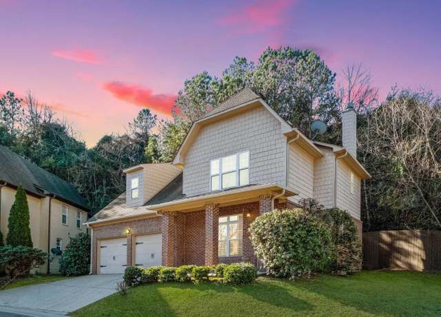 Property at 180 Castlehill Dr, Vestavia Hills, AL 35226, 3 beds, 2.5 baths