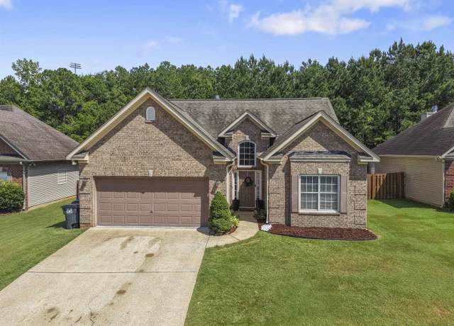 Property at 599 Bentmoor Dr, Helena, AL 35080, 3 beds, 2 baths