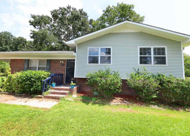 Property at 67 Hickory Dr, Oxford, AL 36203, 3 beds, 1.5 baths