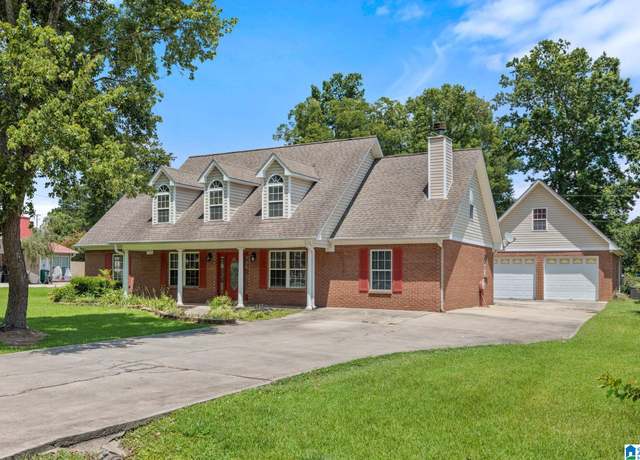 Property at 112 Sunny Side Dr SW, Hanceville, AL 35077, 4 beds, 3 baths