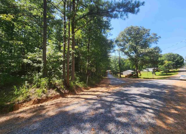 Property at 911 Oak Rd Unit D/17, Sylacauga, AL 35151