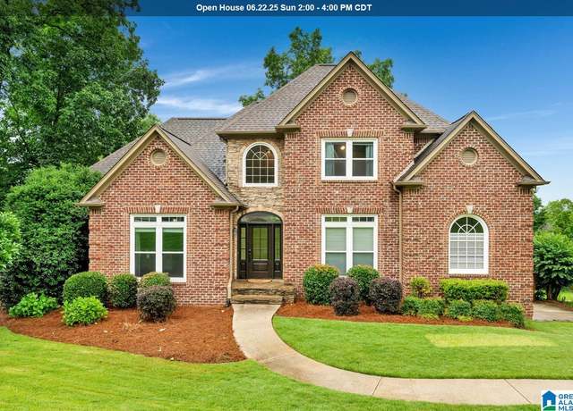 Property at 5012 Lake Crest Cir, Hoover, AL 35226, 5 beds, 4.5 baths