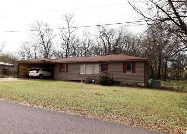 Property at 906 Cory St, Bessemer, AL 35020, 3 beds, 1 bath