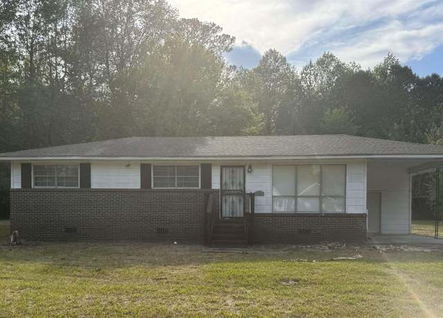 Property at 2300 Roberta Rd, Birmingham, AL 35214, 3 beds, 1 bath