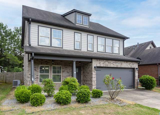 Property at 319 Glen Cross Way, Trussville, AL 35173, 3 beds, 2.5 baths