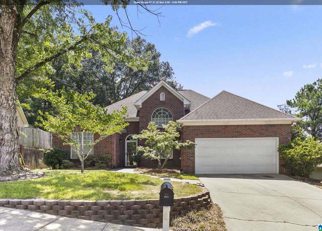 Property at 129 Saint Charles Dr, Helena, AL 35080, 3 beds, 2 baths