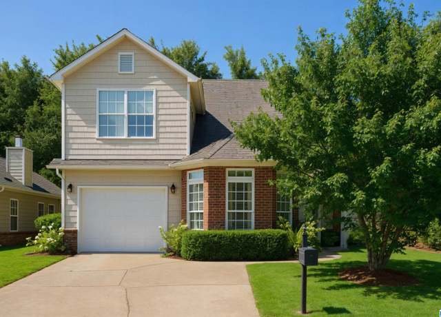 Property at 410 Holland Lakes Dr N, Pelham, AL 35124, 3 beds, 2.5 baths