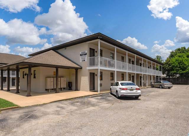 Property at 1212 12th St #4, Tuscaloosa, AL 35401, 1 bed, 1 bath