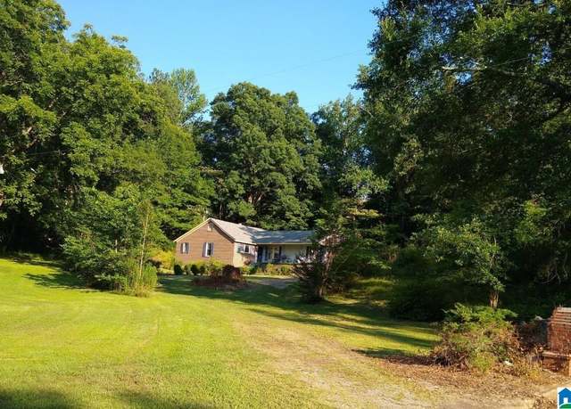 Property at 412 S Wetumpka St S, Sylacauga, AL 35150, 3 beds, 1.5 baths