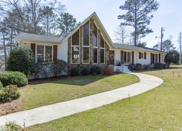 Property at 500 Liberty Rd, Chelsea, AL 35043, 4 beds, 4 baths