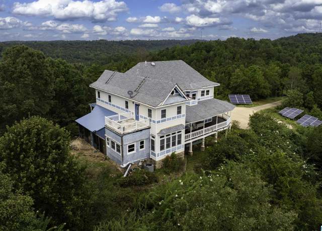 Property at 5072 Mountain Valley Rd, Hueytown, AL 35023, 4 beds, 5.5 baths