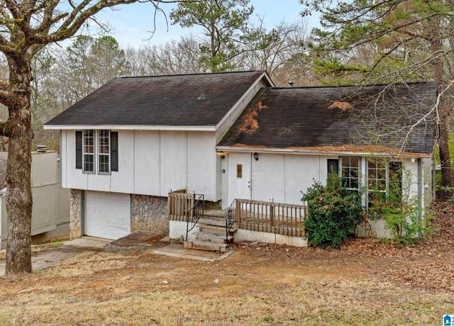 Property at 1618 NW 6th Pl, Center Point, AL 35215, 4 beds, 3 baths