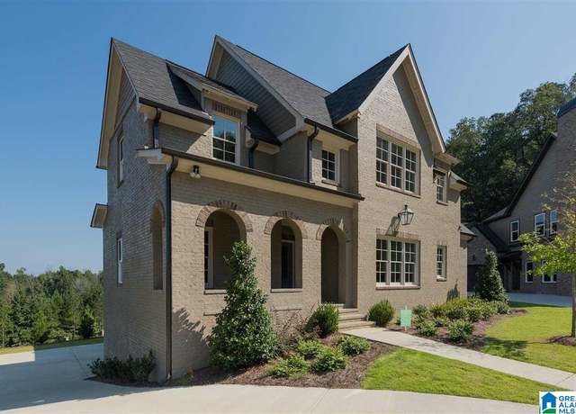 Property at 4731 Mcgill Ct, Hoover, AL 35226, 6 beds, 5.5 baths