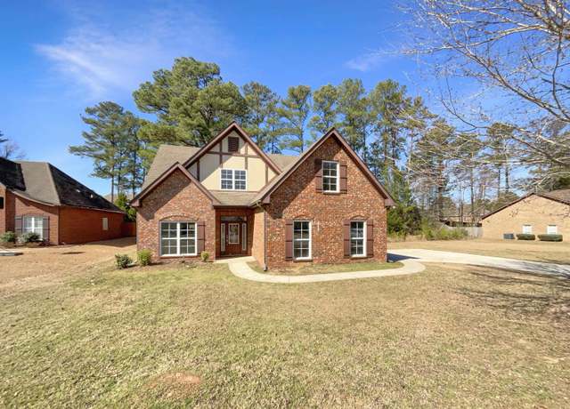 Property at 132 Seams Way, Alabaster, AL 35007, 4 beds, 2.5 baths