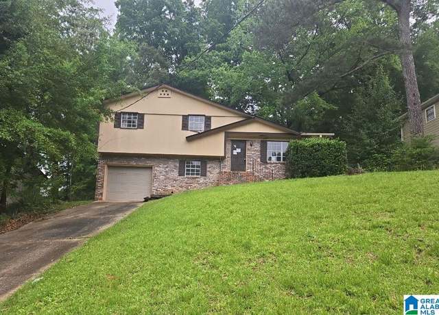 Property at 4018 Saint John Way NW, Pinson, AL 35215, 3 beds, 2 baths