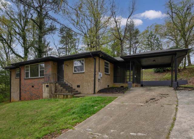 Property at 1020 Rutledge Dr, Midfield, AL 35228, 3 beds, 1.5 baths