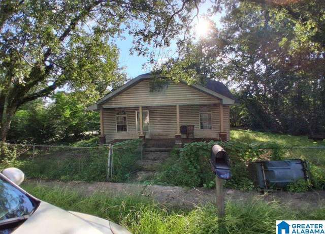 Property at 410 S College St, Opp, AL 36467, 3 beds, 1 bath