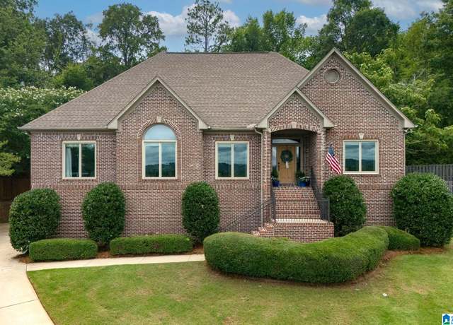 Property at 813 Meadow Ridge Ln, Birmingham, AL 35242, 3 beds, 2 baths