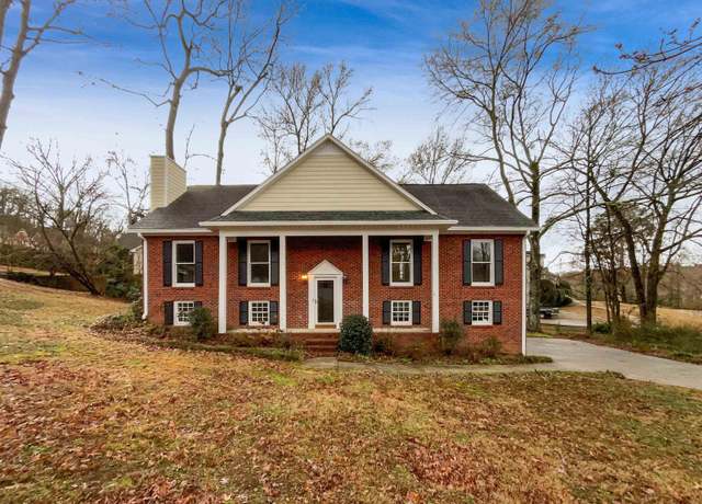 Property at 4541 Little Ridge Dr, Birmingham, AL 35242, 5 beds, 3 baths