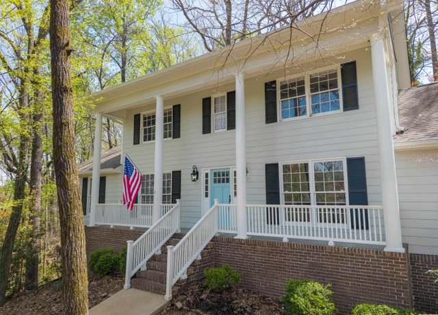 Property at 2105 Arrowleaf Dr, Hoover, AL 35244, 4 beds, 3.5 baths