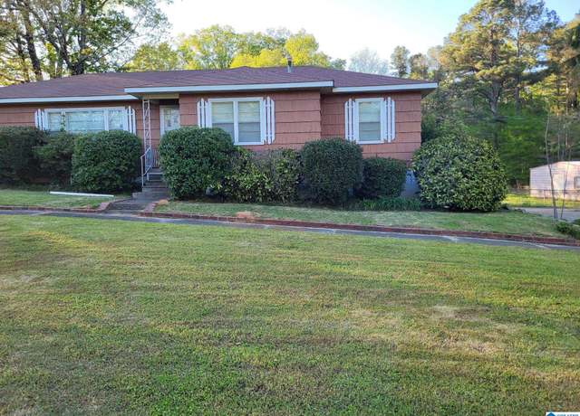 Property at 408 Tupelo Rd, Center Point, AL 35215, 3 beds, 2 baths