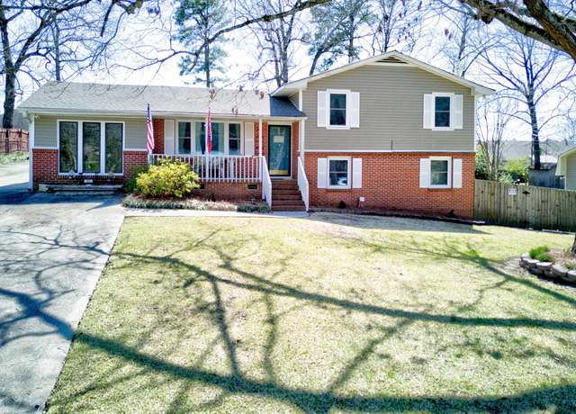 Property at 11 Oakdale Dr, Montevallo, AL 35115, 4 beds, 2.5 baths