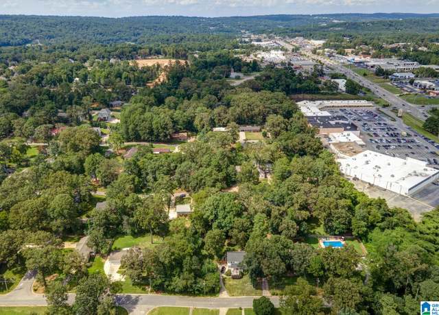 Property at 1924 Charlotte Dr Unit 19A, Hoover, AL 35226