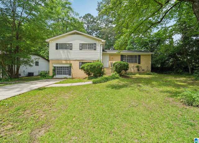 Property at 1716 Nancy Ln, Center Point, AL 35215, 3 beds, 2 baths