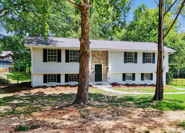 Property at 533 Crosscreek Trl, Pelham, AL 35124, 5 beds, 3 baths