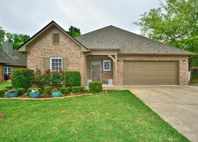 Property at 251 Creekside Ln, Pelham, AL 35124, 3 beds, 2 baths