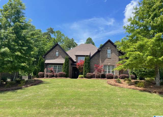 Property at 184 Grey Oaks Ct, Pelham, AL 35124, 5 beds, 3.5 baths