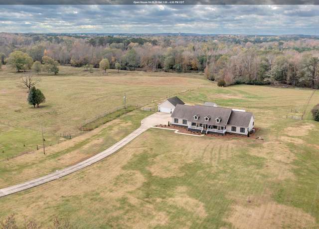 Property at 384 Richardson Rd, Jasper, AL 35504, 3 beds, 2.5 baths