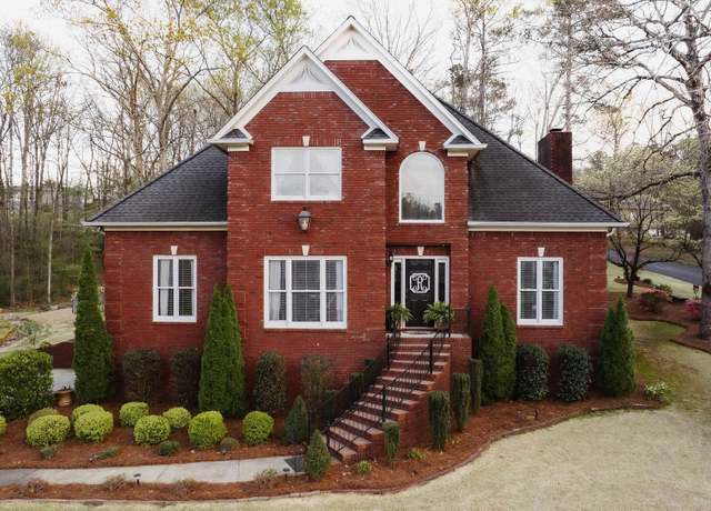 Property at 100 Edgewood Cir, Oneonta, AL 35121, 5 beds, 3.5 baths