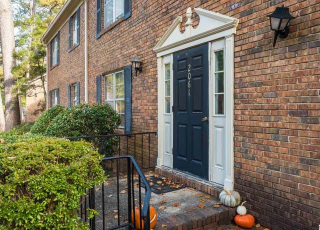 Property at 2061 Montreat Cir Unit C, Vestavia Hills, AL 35216, 3 beds, 2 baths