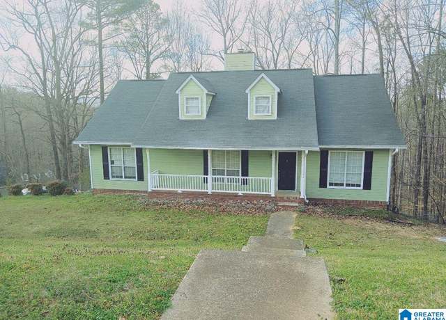Property at 7320 Laura Ln, Trussville, AL 35173, 3 beds, 2 baths