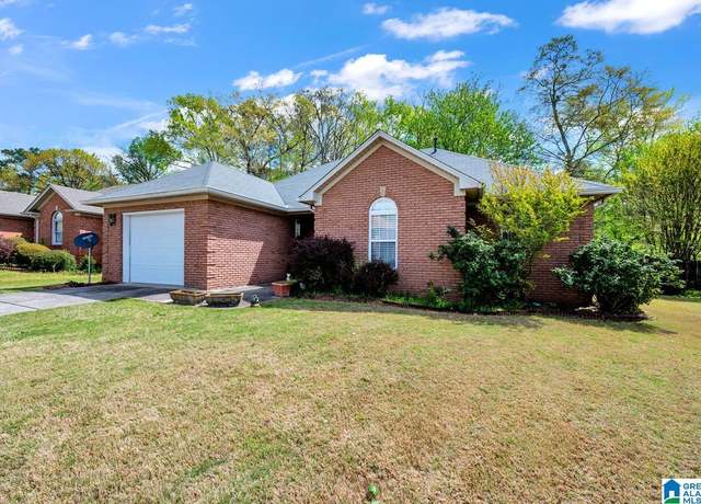 Property at 108 Oak Meadow Ln, Oneonta, AL 35121, 2 beds, 2 baths