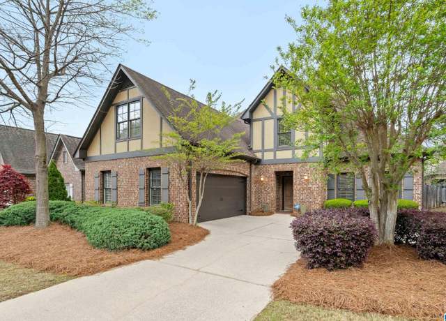 Property at 4074 Highland Ridge Rd, Birmingham, AL 35244, 3 beds, 2.5 baths
