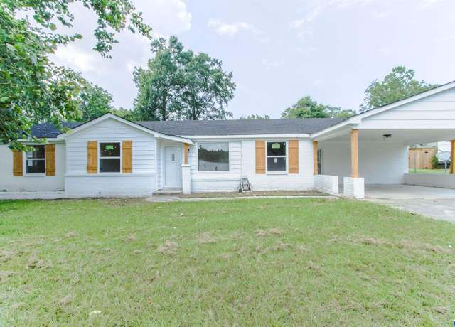 Property at 9125 Franklin St, Thorsby, AL 35171, 3 beds, 2 baths