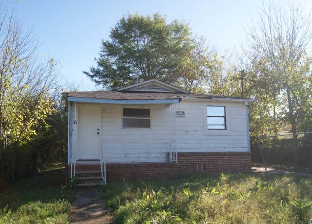 Property at 1312 Avenue M, Birmingham, AL 35218, 3 beds, 1 bath