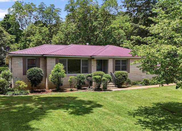 Property at 1257 Hueytown Rd, Hueytown, AL 35023, 3 beds, 1.5 baths