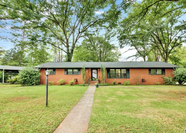 Property at 355 Parkway Cir, Montevallo, AL 35115, 3 beds, 2 baths